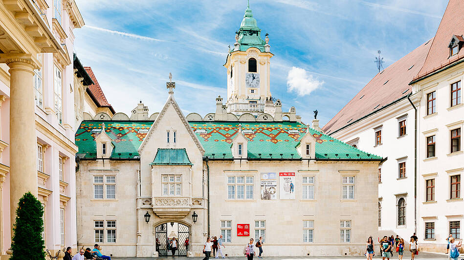 Bratislava: Tagesausflug ab Wien mit Bus und Schiff