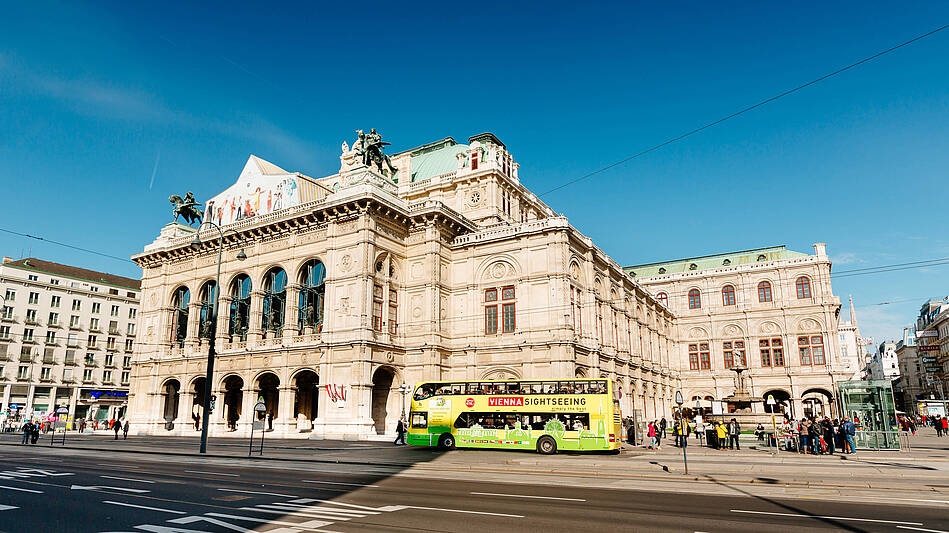 [Translate to English:] Wiener Staatsoper Vienna Sightseeing 