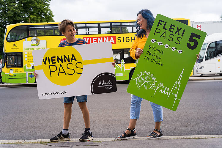 vienna tourist bus