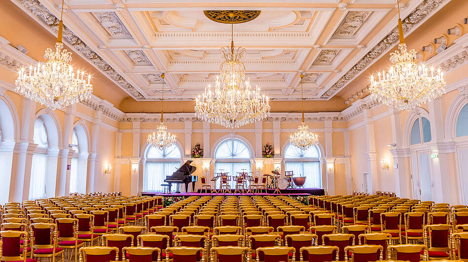 Strauss & Mozart Konzert Strauss & Mozart Konzert